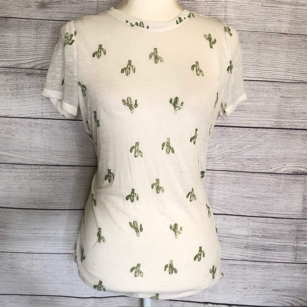 Zoe + Liv | Cactus Print Tee Size Medium